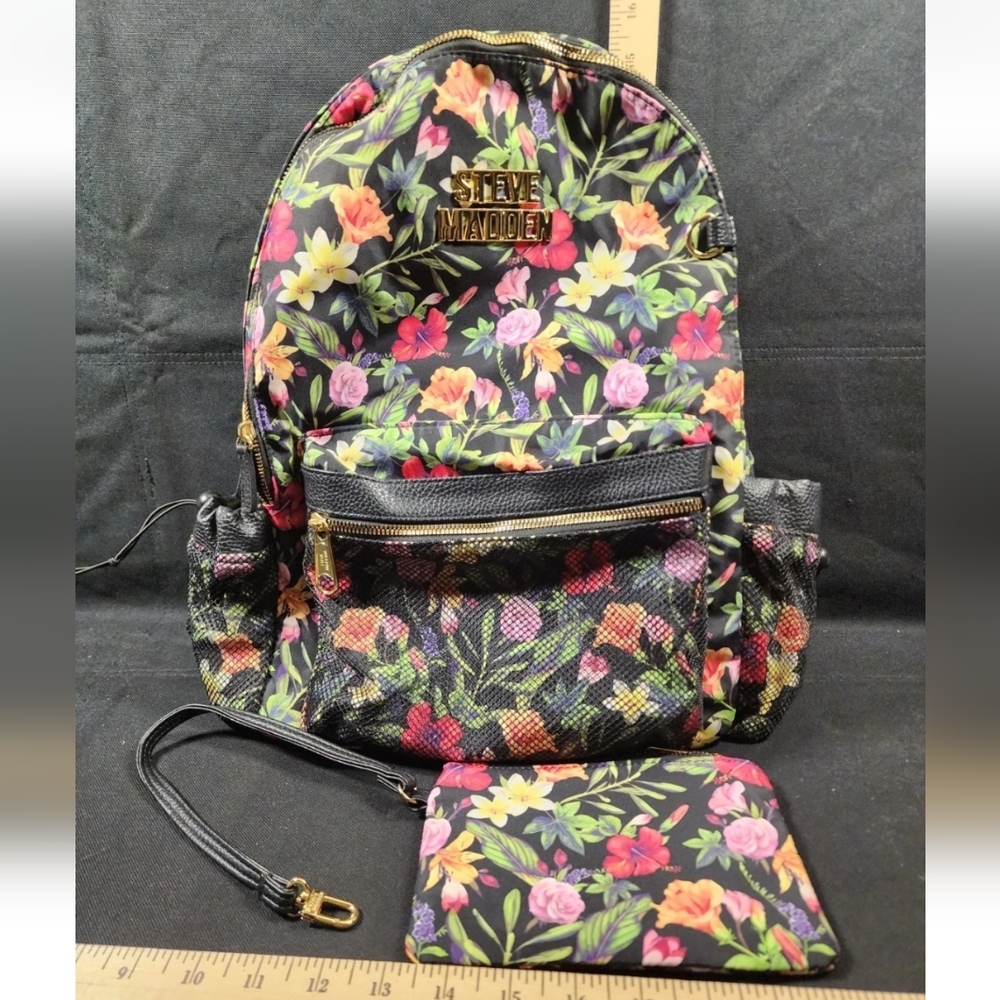 Steve Madden Women's Floral Pattern Full Size Backpack &Wallet Adjustable Straps